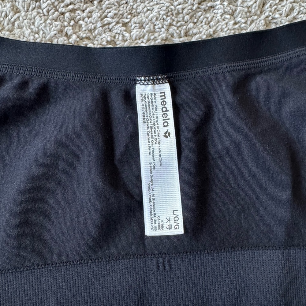 Medela Black Hands-Free Pumping Bra Size Large - Picture 5 of 7